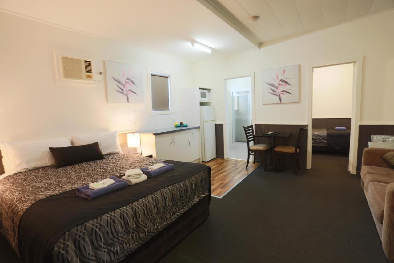 The Esplanade Motel Lakes Entrance Exterior foto