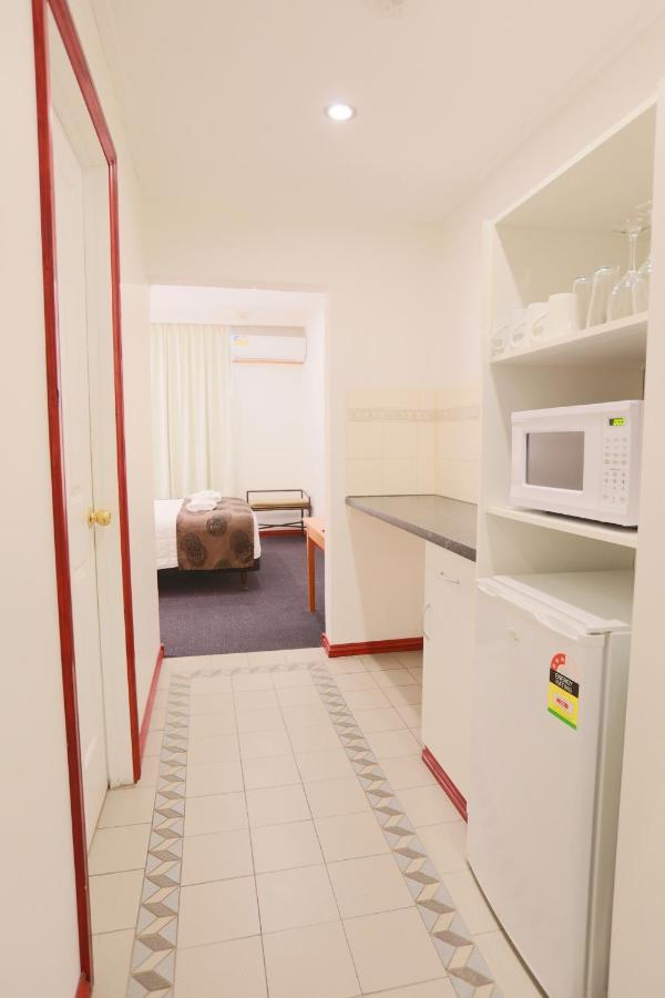 The Esplanade Motel Lakes Entrance Exterior foto