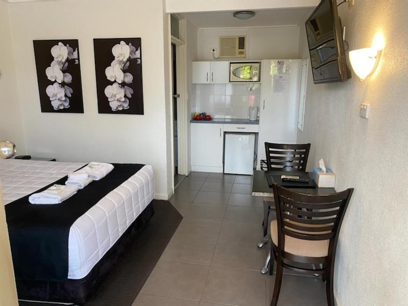 The Esplanade Motel Lakes Entrance Exterior foto