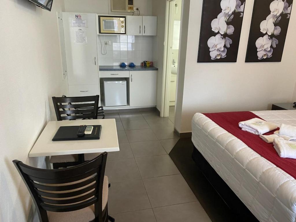 The Esplanade Motel Lakes Entrance Exterior foto