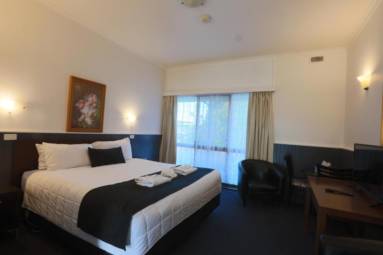 The Esplanade Motel Lakes Entrance Exterior foto