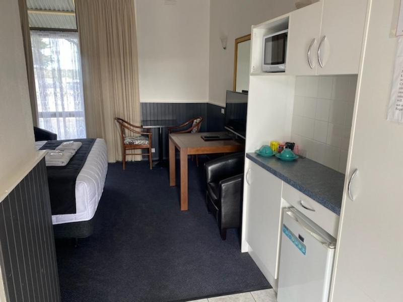 The Esplanade Motel Lakes Entrance Exterior foto